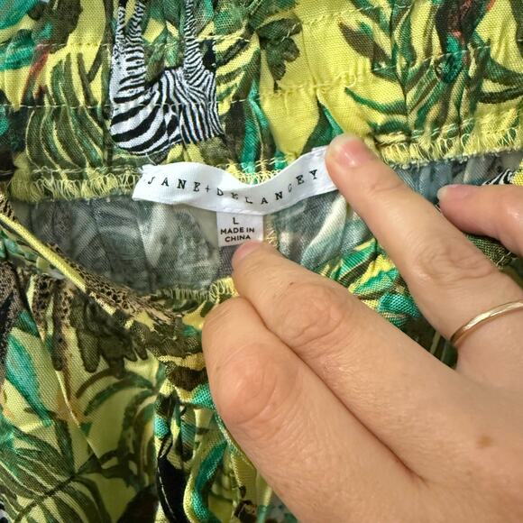 Jane + Delancey safari jungle animal palm print pull on trouser lounge pants Lg - Picture 3 of 9
